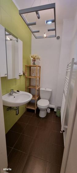 Apartament cu 3 camere decomandat în Olimpia-Stadion