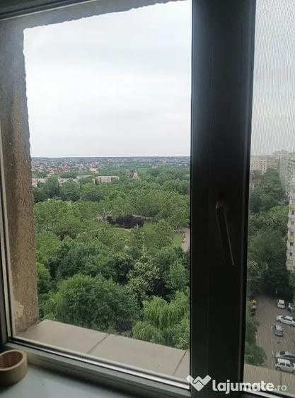 Apartament cu 3 camere decomandat în Pantelimon