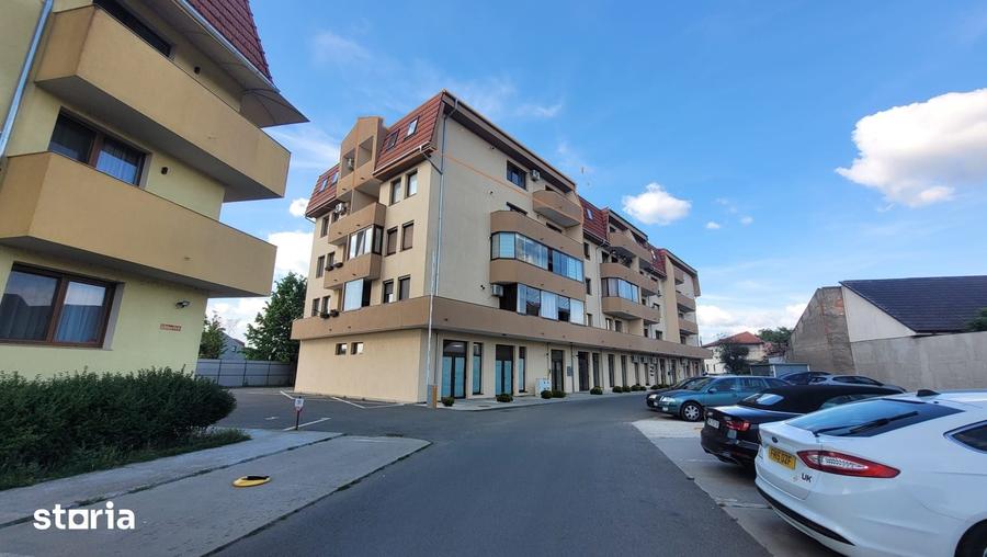 Apartament cu 3 camere în Sud