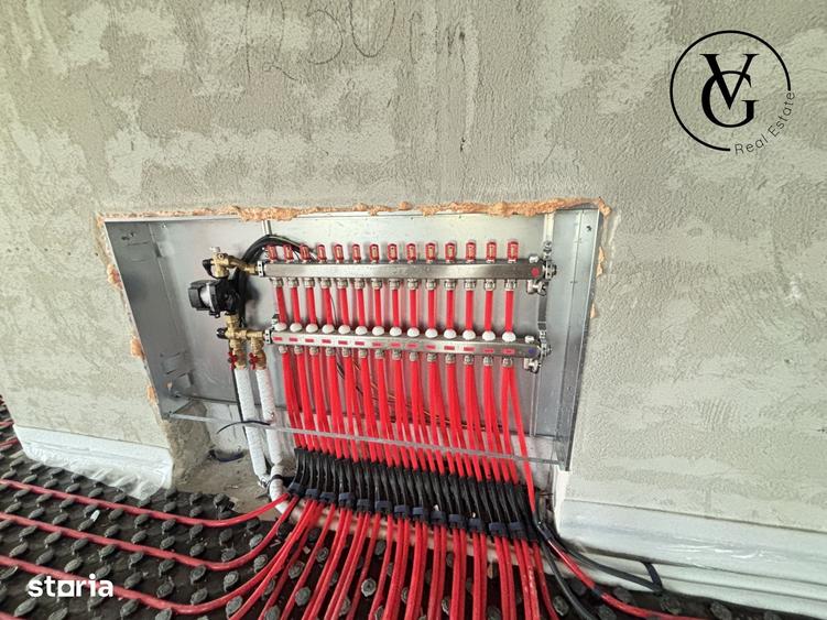 Apartament cu 4 camere decomandat în Inel I