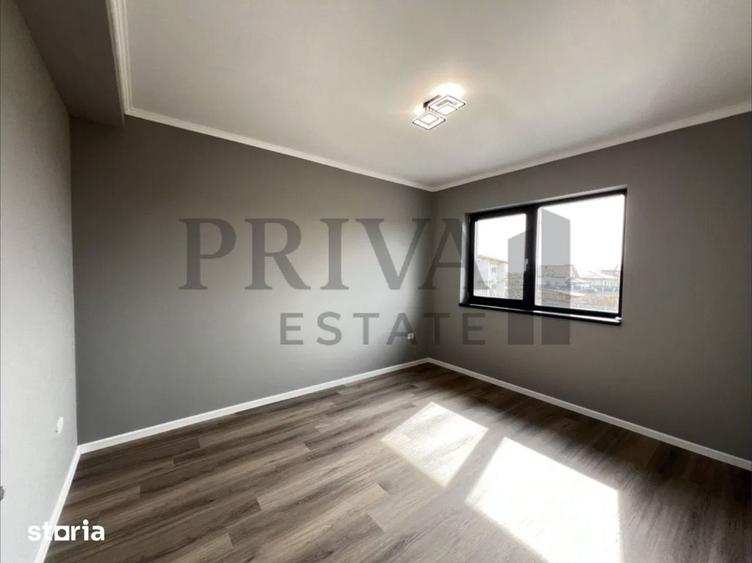 Duplex cu 4 camere cu Canalizare în Calea Urseni