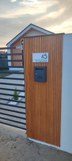 Casă cu 4 camere în Poșta Câlnău