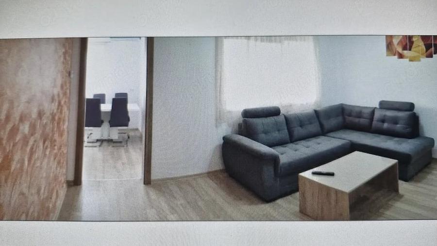 Apartament cu 3 camere decomandat în Bucovina