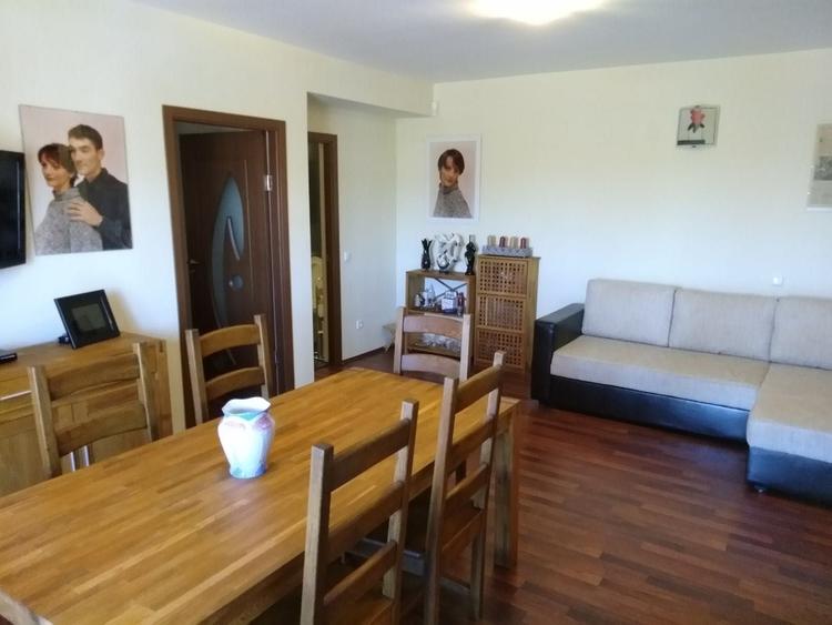 Apartament cu 2 camere semidecomandat în Florești