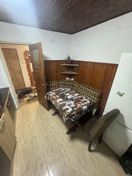 Inchiriez apartament cu 3 camere - 8