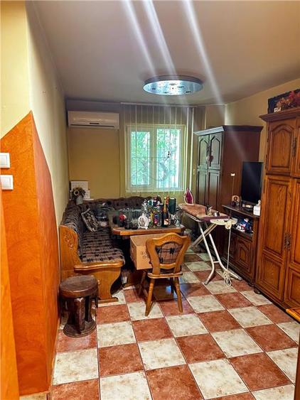 Apartament cu 4 camere decomandat, mobilat în Circumvalațiunii