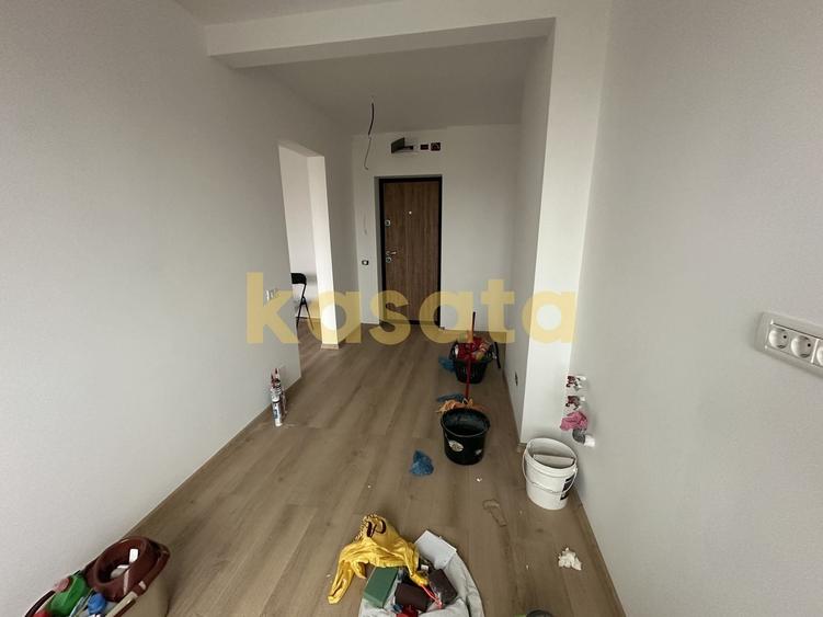 Apartament cu 2 camere semidecomandat în Drumul Taberei — fotografia 2