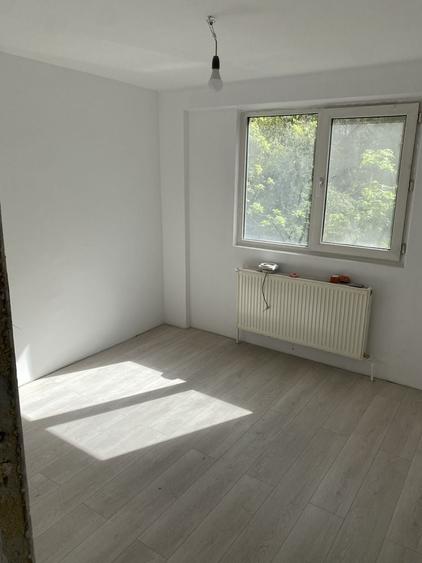 Apartament cu 2 camere semidecomandat în Militari