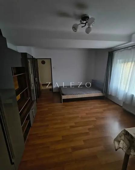 Apartament cu 1 camere decomandat, mobilat în Complex Studențesc