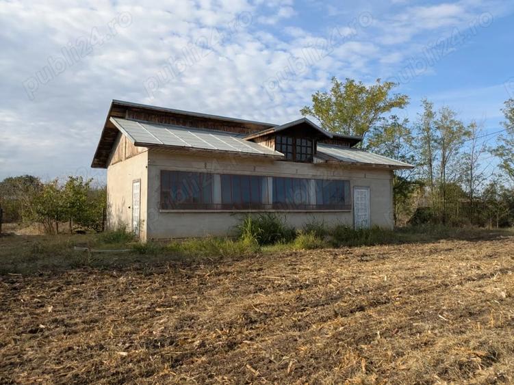 Casă cu 3 camere cu Teren 1187 Mp în Gârbovi