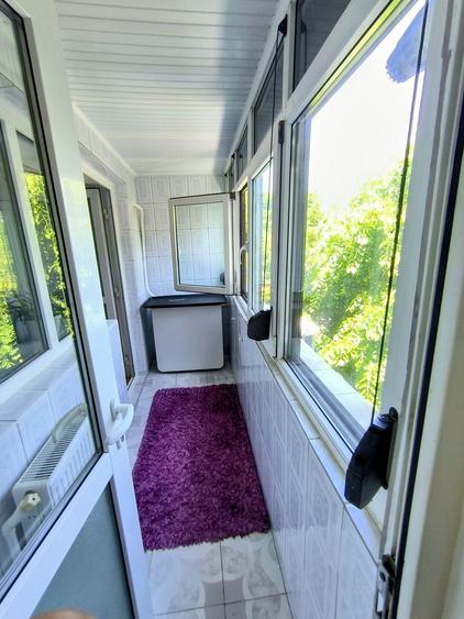 Apartament cu 4 camere decomandat în Obor