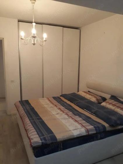 Apartament cu 3 camere decomandat, mobilat în Centrul Civic