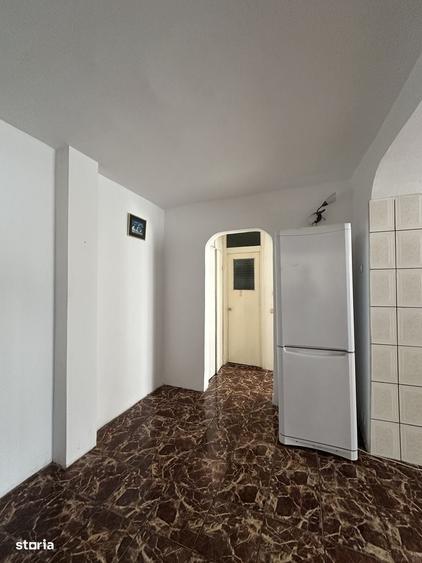 Apartament cu 2 camere decomandat în Malu Roșu