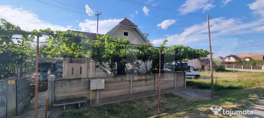 Casa cu 3 camere, anexe, curte ?i gradina - Boian (Cluj) - 8