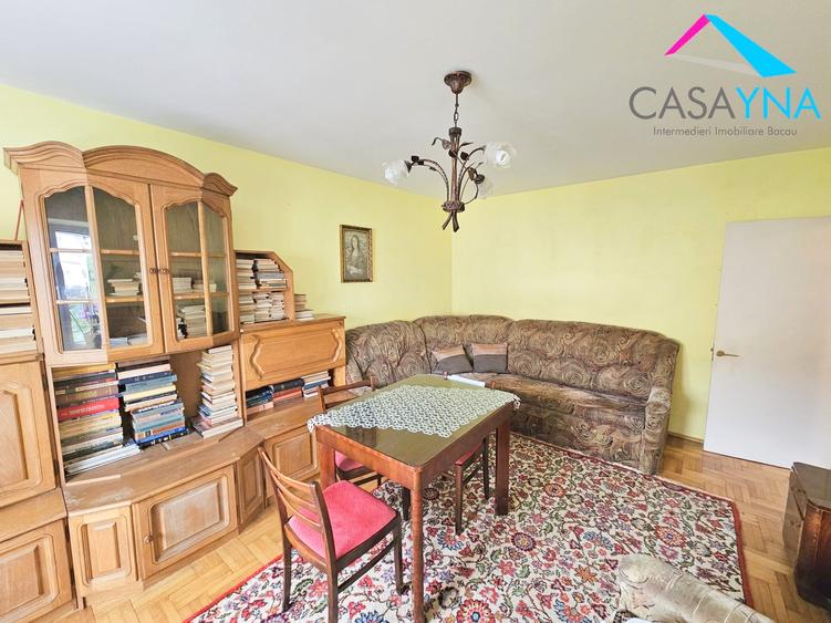 Decomandat- 2 camere, etaj 3, zona Nord - 1