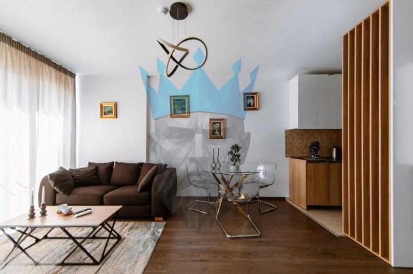 Apartament cu 3 camere decomandat, mobilat în Unirii
