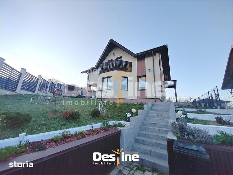 Casă cu 4 camere cu Teren 380 Mp în Bârnova