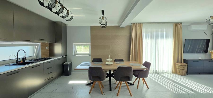 Duplex cu 3 camere cu Canalizare în Periferie