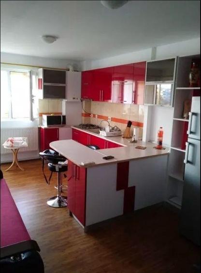 Apartament cu 2 camere decomandat, mobilat în Nicolina