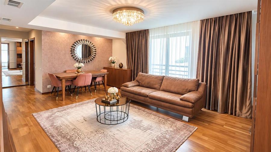 Apartament cu 3 camere decomandat în Herăstrău