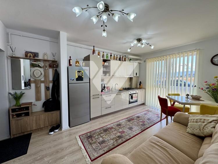 Apartament cu 2 camere decomandat, mobilat în Turnișor