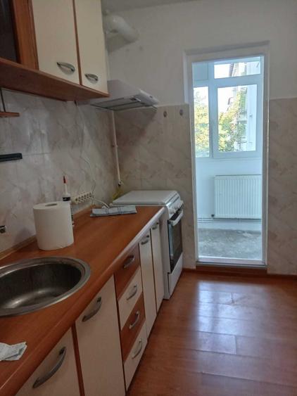 Apartament cu 2 camere decomandat în Mircea cel Bătrân