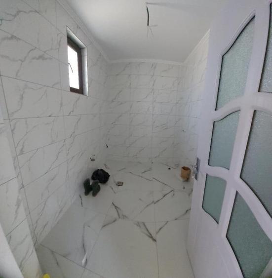 Casă cu 4 camere cu Teren 470 Mp în Vârteju