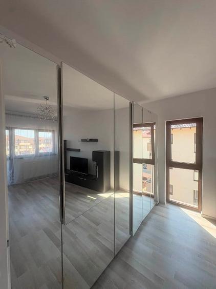 Apartament cu 2 camere decomandat în Sânpetru