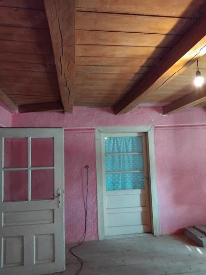 Casă cu 4 camere în Cladova
