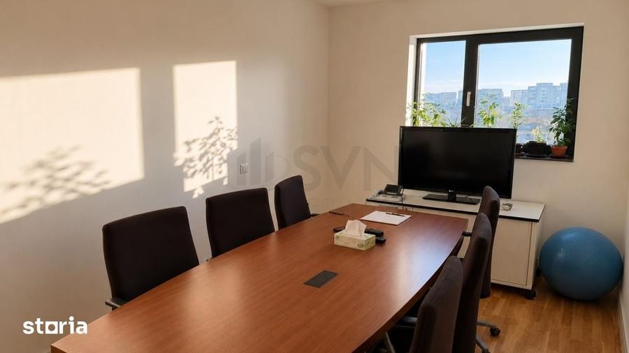 Apartament cu 4 camere în Tei