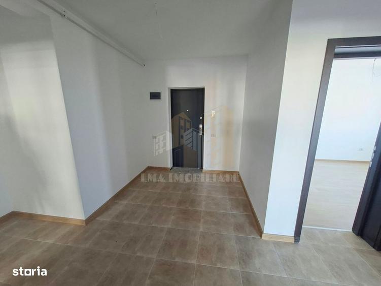 Apartament cu 3 camere decomandat în Sânpetru