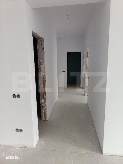 Apartament cu 3 camere în Mihai Bravu