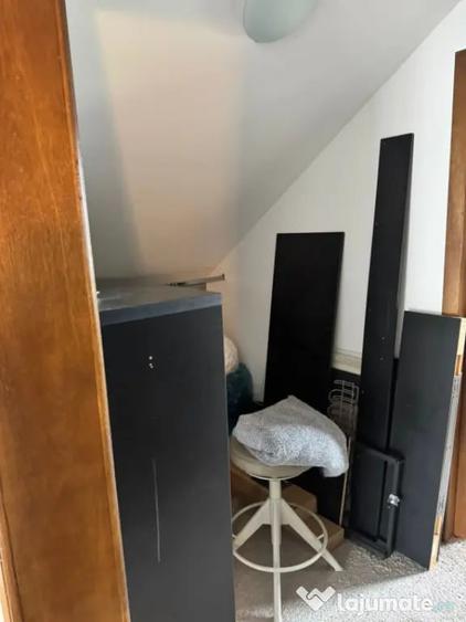 Casă cu 5 camere cu Teren 1000 Mp în Săsar