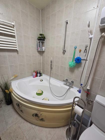 Inchiriez garsoniera moderna Str. Nasaud 6 | Etaj 2 | Renovata recent | Loc Parcare | 430 - 8