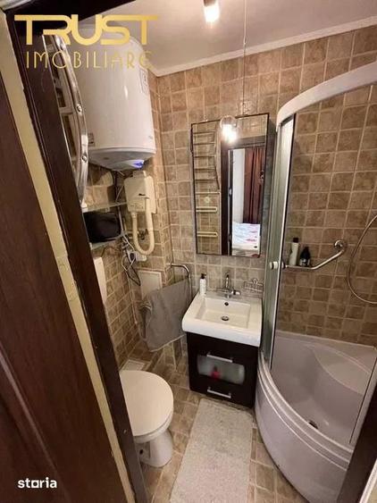 Apartament cu 3 camere decomandat în Valea Cetății