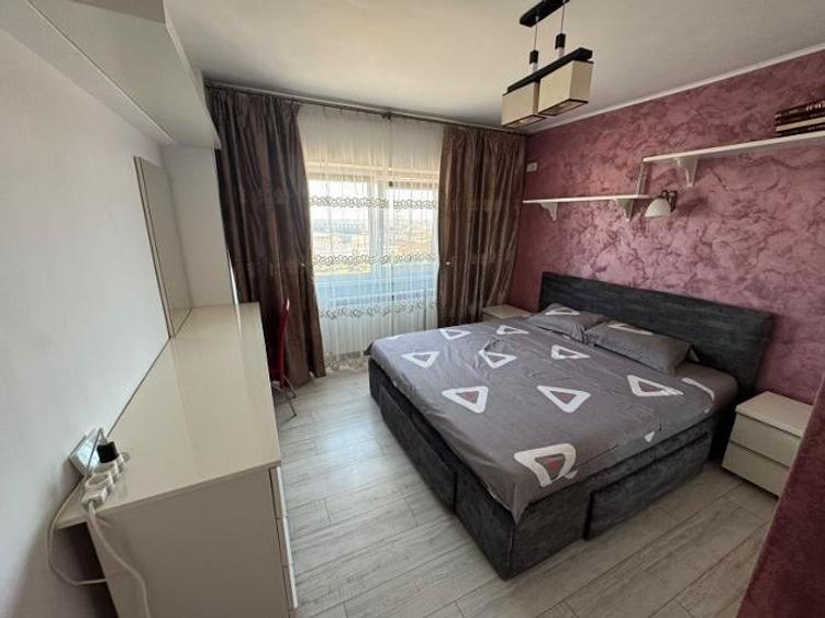 Apartament cu 2 camere decomandat în Gara