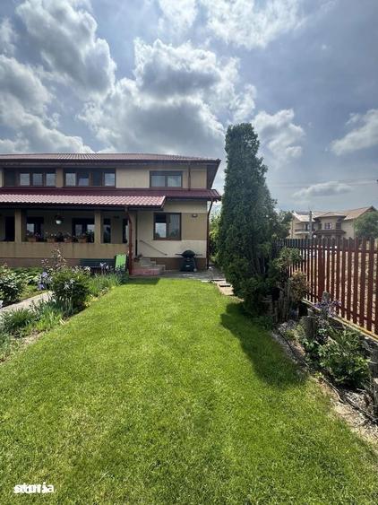 Casă cu Teren 1210 Mp în Mogoșoaia