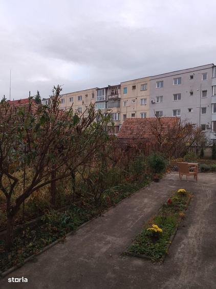 Casă cu 3 camere în Hurez