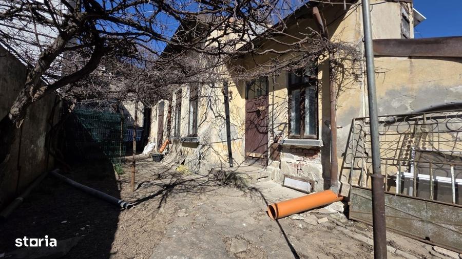 Casă cu 4 camere cu Teren 1000 Mp în Armeneasca