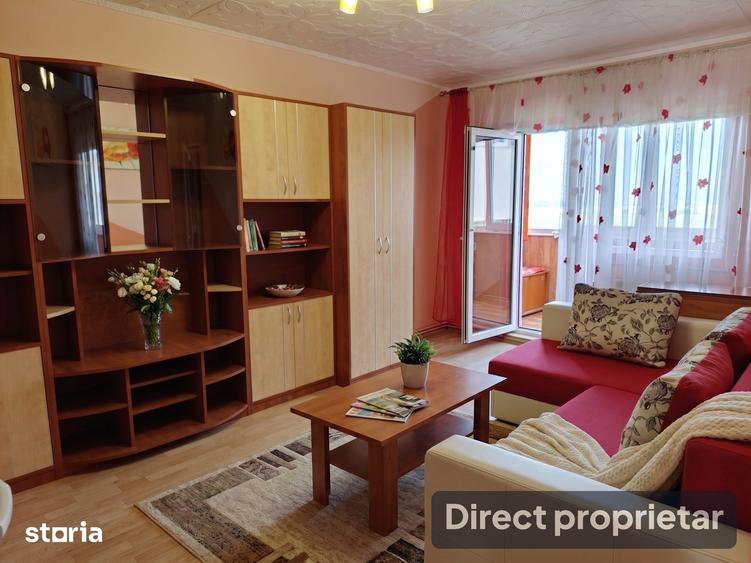 Apartament cu 3 camere decomandat în Triaj