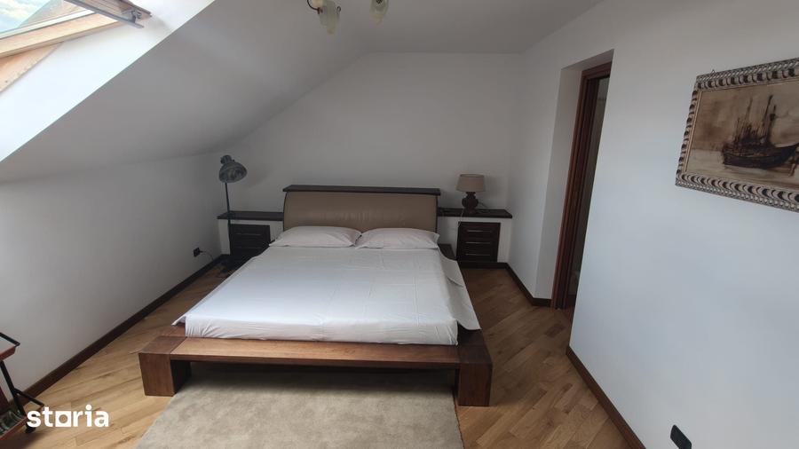 Casă cu 4 camere cu Teren 900 Mp în Central