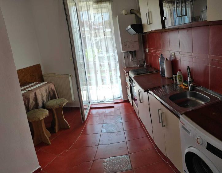Garsonieră decomandată în Florești