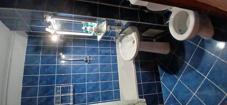 Apartament de doua camere de inchiriat.