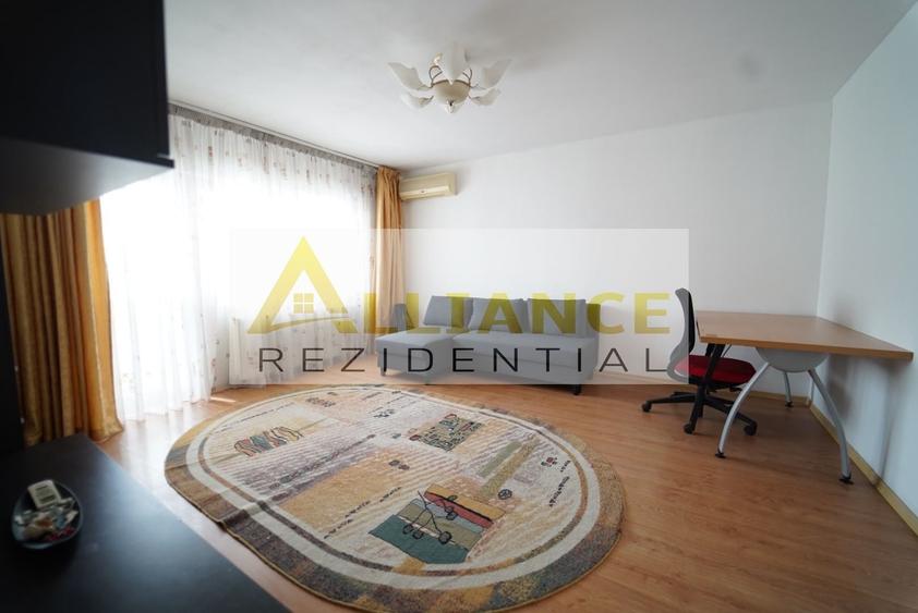 Apartament cu 2 camere decomandat în Mihai Bravu