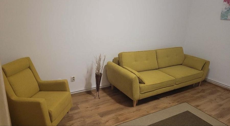 Proprietar, inchiriez garsoniera Dambu deasupra Postei etaj 2 - 5