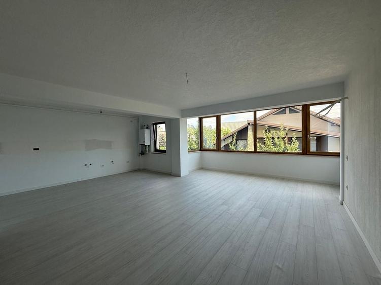 Titan-2 camere in bloc boutique- Etaj 1-Living generos - 7