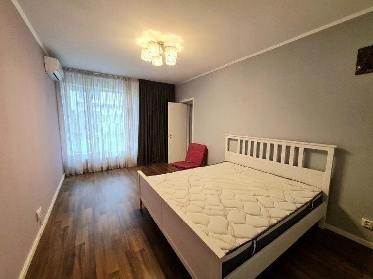 Apartament cu 2 camere decomandat în Barbu Văcărescu