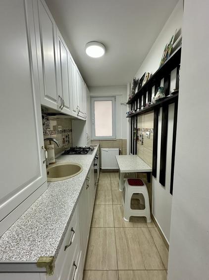 Apartament cu 2 camere decomandat în Drumul Taberei