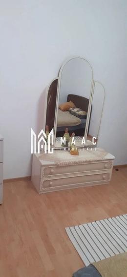 Apartament cu 3 camere decomandat, mobilat în Vasile Aaron