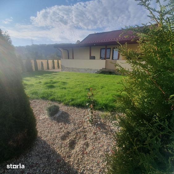 Casă cu 4 camere cu Teren 510 Mp în Bejan